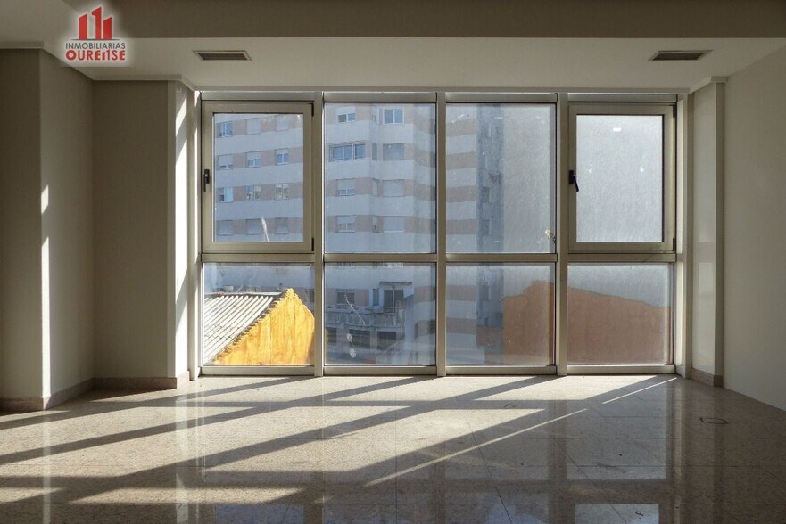 Bureau dans Ourense, Orense à louer - Photo de l’immeuble – Image 2 sur 12