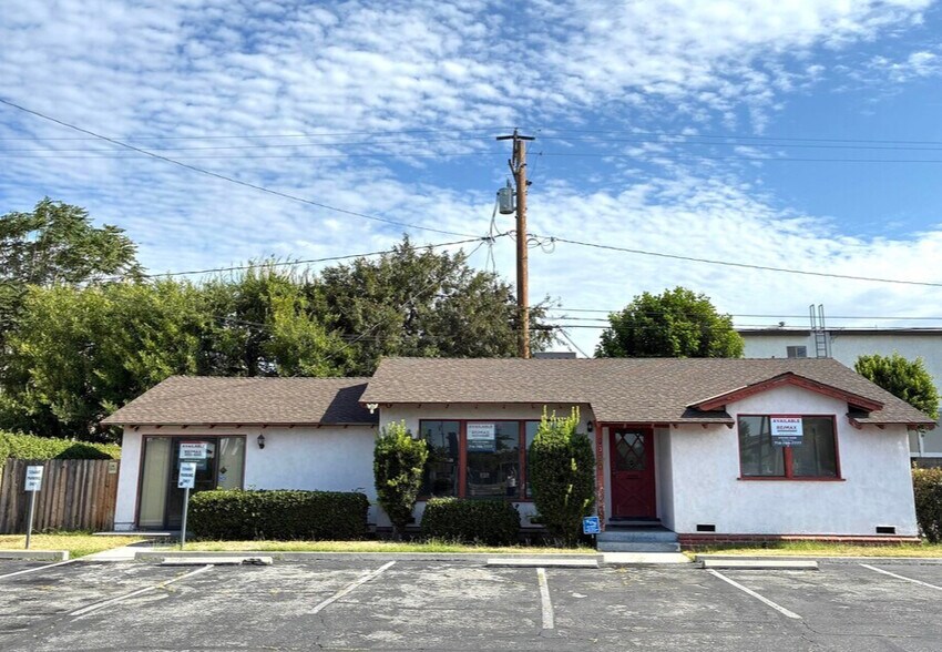 1351 E Las Tunas Dr, San Gabriel, CA à louer - Photo de l’immeuble – Image 1 sur 7