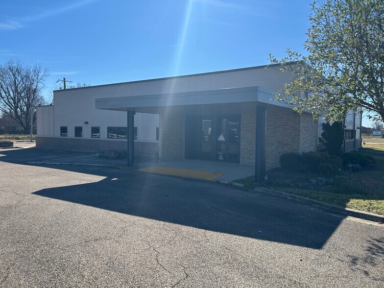 2596 Interstate 55, Marion, AR à louer - Photo de l’immeuble – Image 2 sur 7