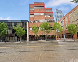 1023 7th Ave SW, Calgary, AB à louer Photo de l’immeuble– Image 1 sur 23