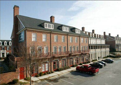 2325 Log Cabin Dr SE, Atlanta, GA à louer - Photo de l’immeuble – Image 1 sur 15