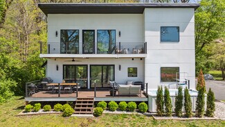 Plus de détails pour 2510 N 89th St, Caseyville, IL - Logement à vendre