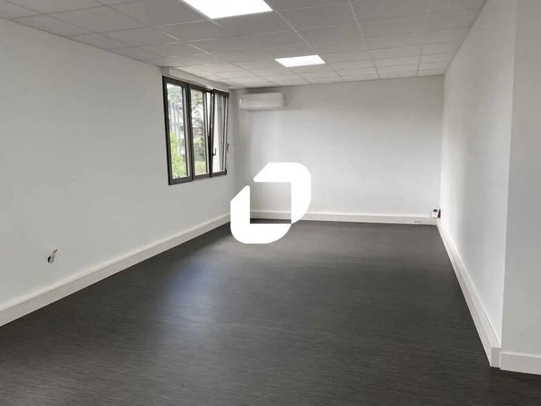 Bureau dans Talence à louer - Photo intérieure – Image 2 sur 6