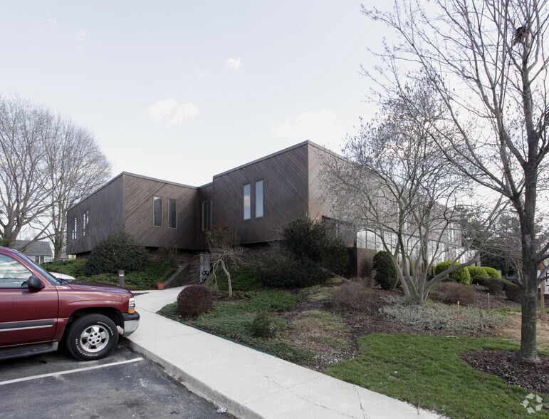 885 S Governors Ave, Dover, DE à louer - Photo de l’immeuble – Image 2 sur 2