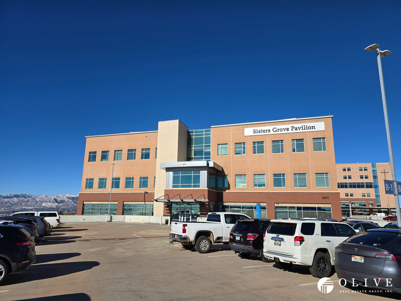 6011 E Woodmen Rd, Colorado Springs, CO à louer - Photo de l’immeuble – Image 3 sur 16