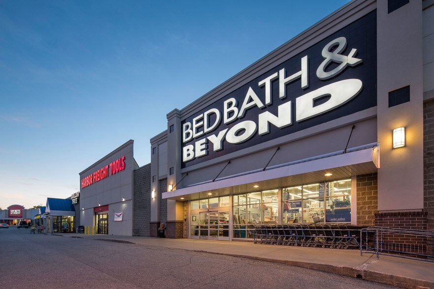 730-750 Center St, Auburn, ME à louer - Photo de l’immeuble – Image 3 sur 11