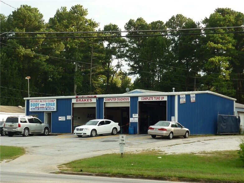 4513 Covington Hwy, Decatur, GA à louer - Photo de l’immeuble – Image 2 sur 8