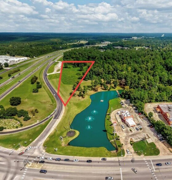 US HIGHWAY 59 N loop, Livingston, TX à vendre - Photo de l’immeuble – Image 3 sur 13