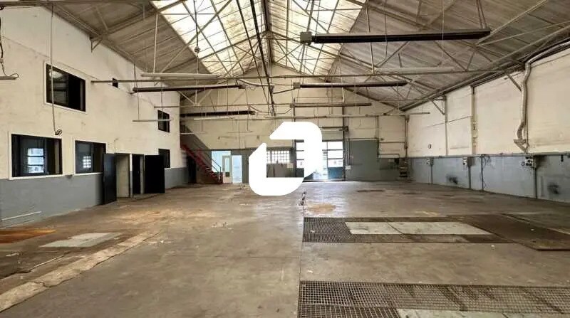 Local commercial dans Asnières-sur-Seine à louer - Photo de l’immeuble – Image 3 sur 15