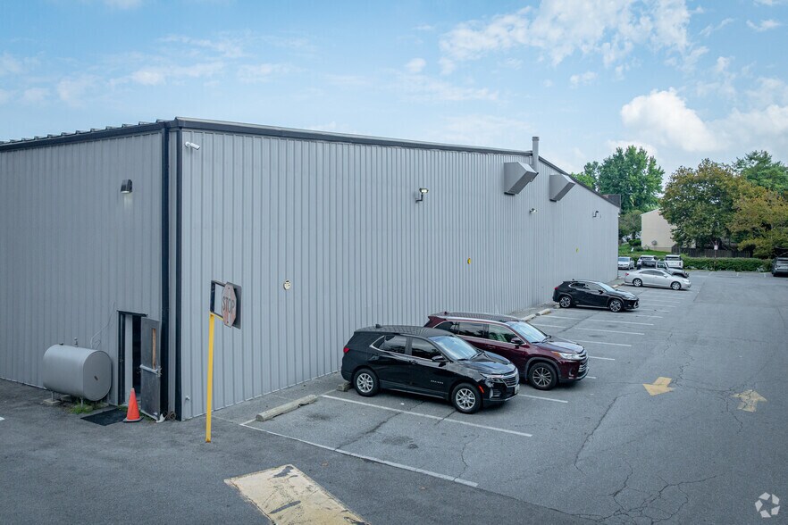 12300 Owings Mills Blvd, Reisterstown, MD à louer - Photo de l’immeuble – Image 2 sur 6