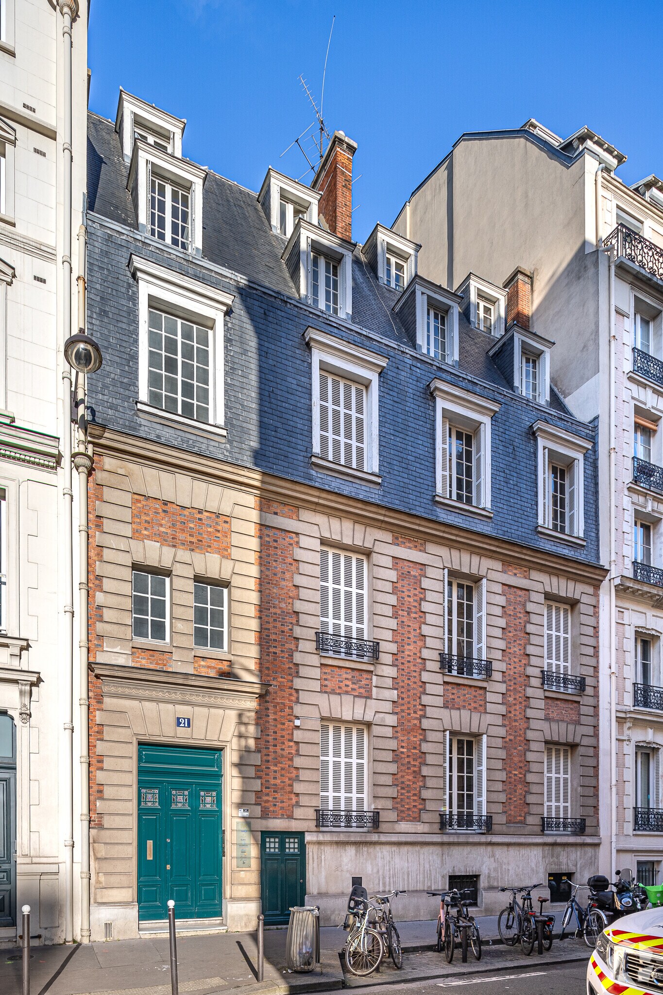 Rue Henri Rochefort, Paris à vendre Photo principale– Image 1 sur 1