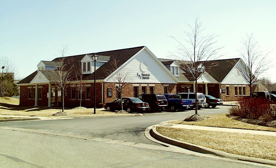 1795 W State St, Geneva, IL à louer - Autre – Image 2 sur 5