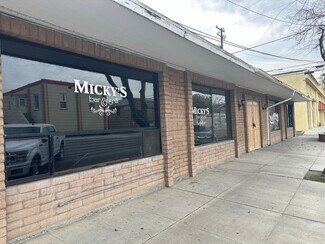 Plus de détails pour 230 Fox St, Lemoore, CA - Local commercial à vendre