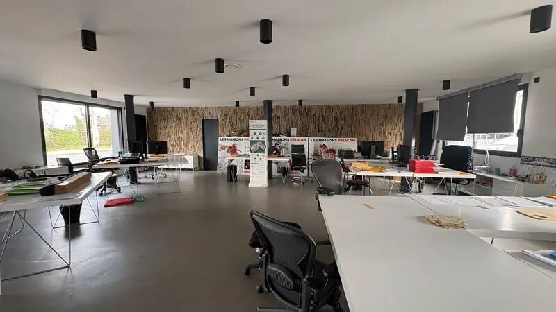 Bureau dans Ingre à vendre - Photo intérieure – Image 3 sur 13