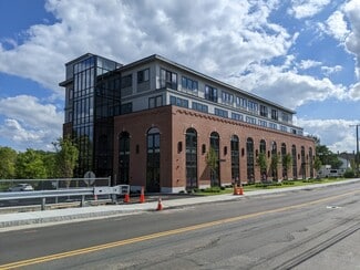 Plus de détails pour 80-92 Bridge St, Dedham, MA - Local commercial à louer