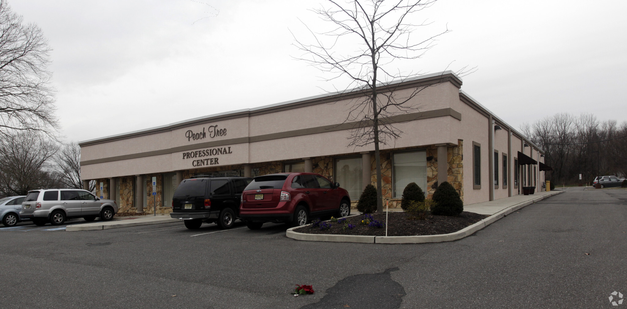 877 Kings Hwy, Woodbury, NJ à louer Photo de l’immeuble– Image 1 sur 3