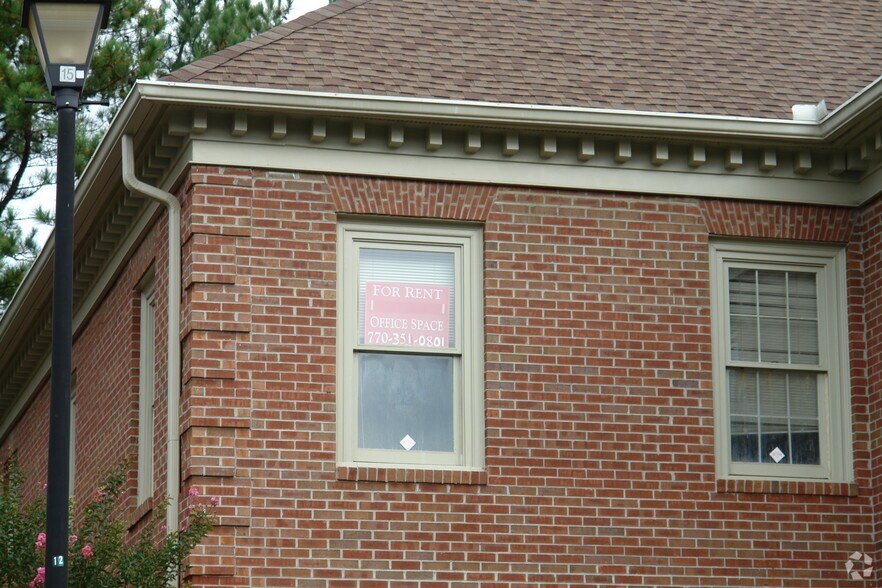 1854 Independence Sq, Atlanta, GA à louer - Photo de l’immeuble – Image 2 sur 9