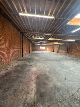 Plus de détails pour 9515 California Ave, South Gate, CA - Industriel/Logistique à louer
