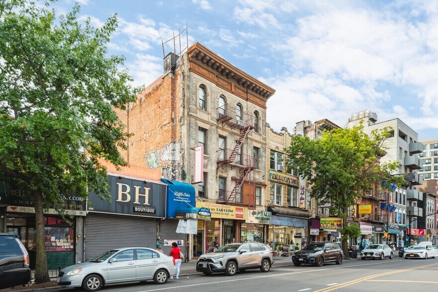 844 Flatbush Ave, Brooklyn, NY à vendre - Photo de l’immeuble – Image 2 sur 11