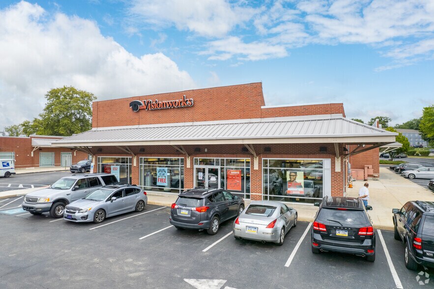 7700-7780 Crittenden St, Philadelphia, PA à louer - Photo de l’immeuble – Image 2 sur 5