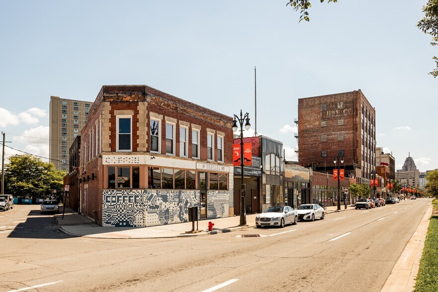 1494 Gratiot Ave, Detroit, MI à vendre - Photo de l’immeuble – Image 2 sur 9