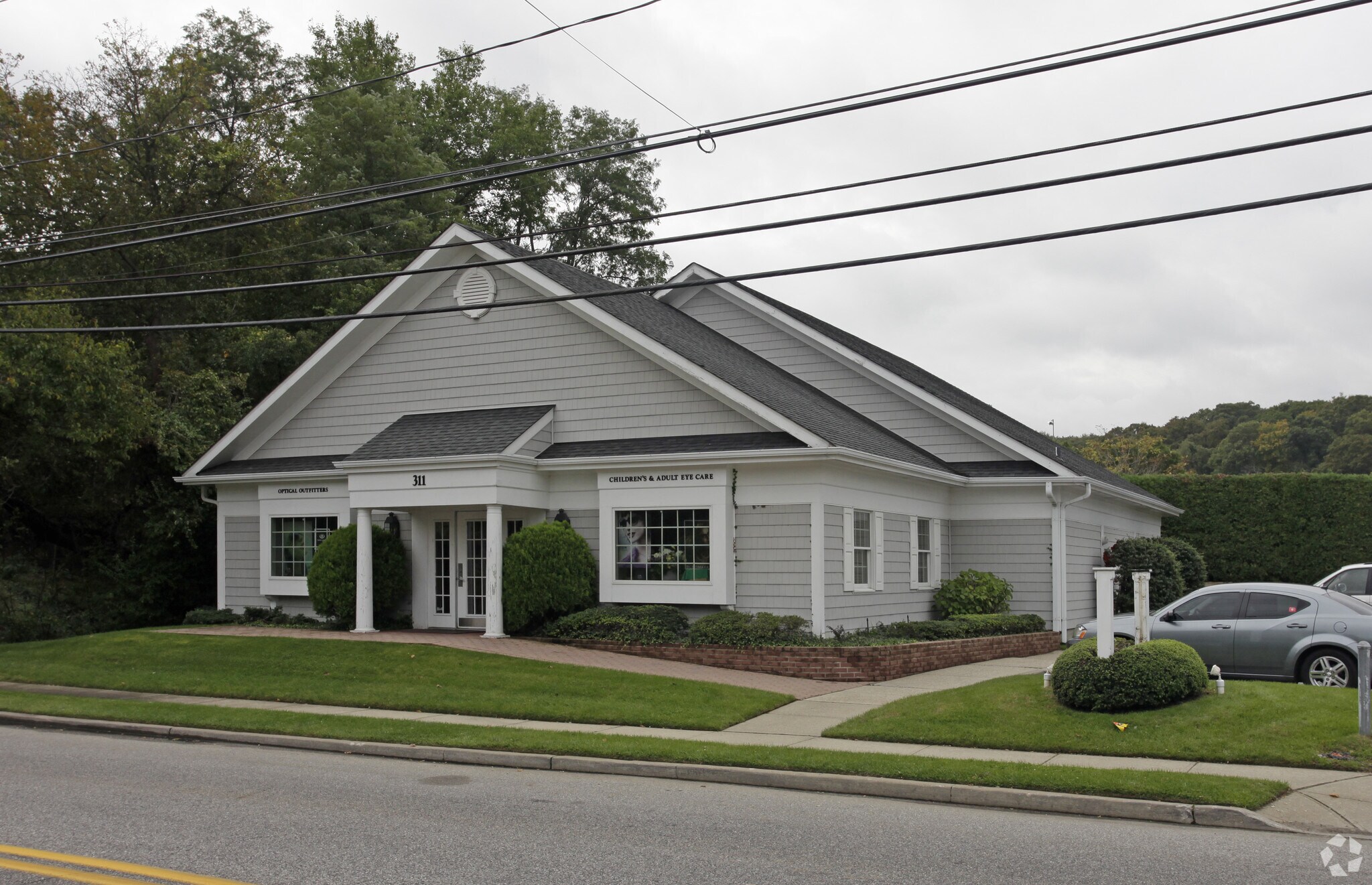 311 Barnum Ave, Port Jefferson, NY à vendre Photo de l’immeuble– Image 1 sur 23