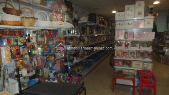 Local commercial dans Cáceres, Cáceres à louer - Photo de l’immeuble – Image 2 sur 9