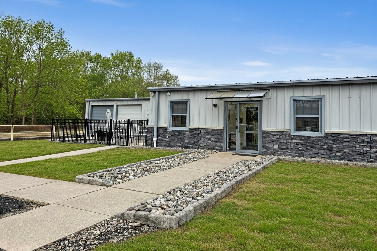 2039 Briggs Rd, Mount Laurel, NJ à vendre Photo principale– Image 1 sur 8