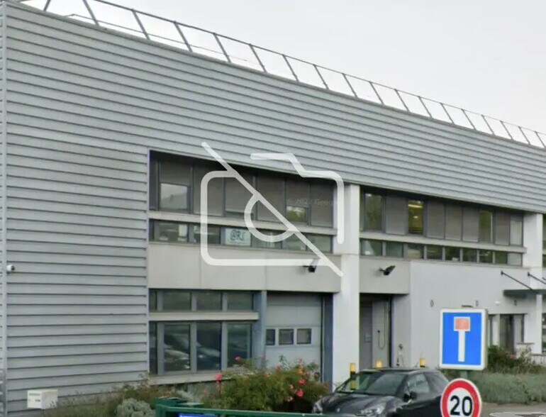 Industriel/Logistique dans Trappes à louer - Photo de l’immeuble – Image 1 sur 1