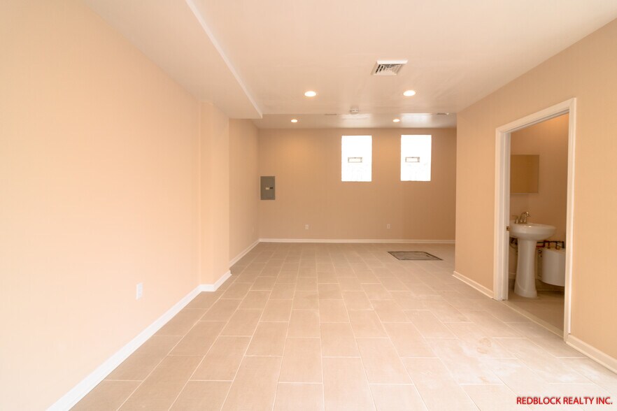 6812 Ogontz Ave, Philadelphia, PA à vendre - Photo intérieure – Image 3 sur 13