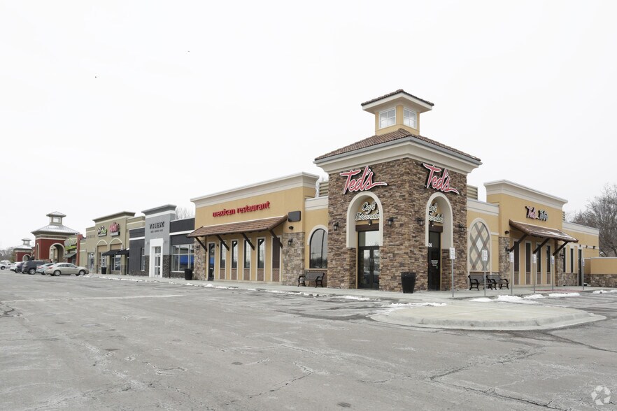 602-634 NE 291 Hwy, Lee's Summit, MO à louer - Photo principale – Image 1 sur 20