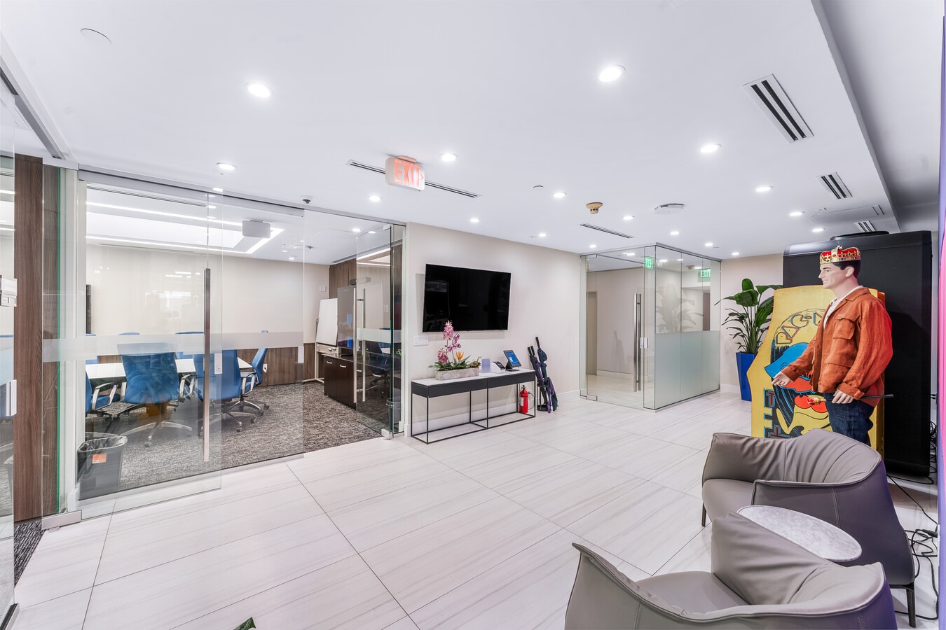 1200 Brickell Ave, Miami, FL 33131 - Lot 950 - - Photo intérieure - Image 2 of 20
