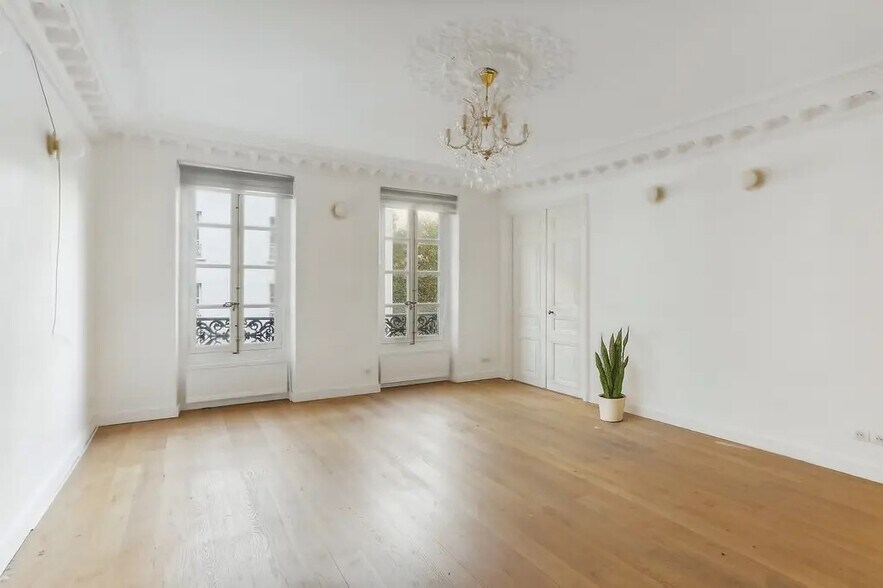 Bureau dans Paris à louer - Photo de l’immeuble – Image 2 sur 7