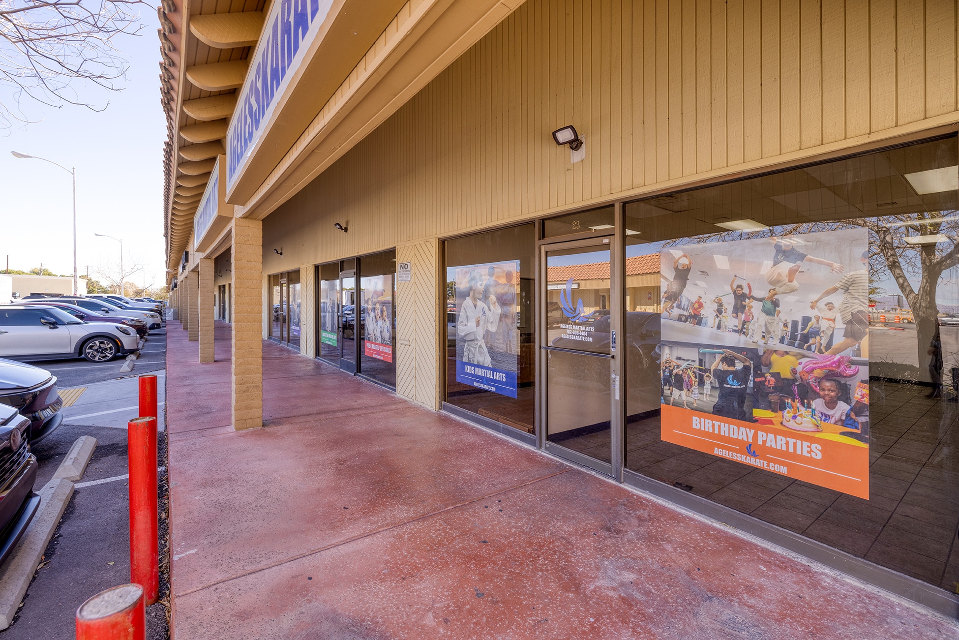 2281-2345 E Sunset Rd, Las Vegas, NV à louer Photo de l’immeuble– Image 1 sur 7