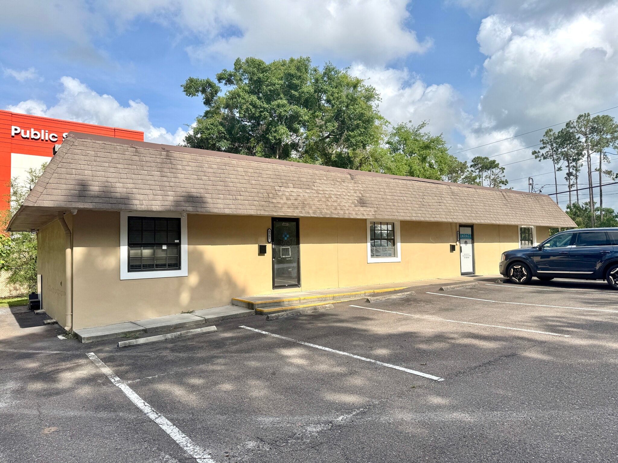 6561 State Road 54, New Port Richey, FL à louer Photo de l’immeuble– Image 1 sur 12