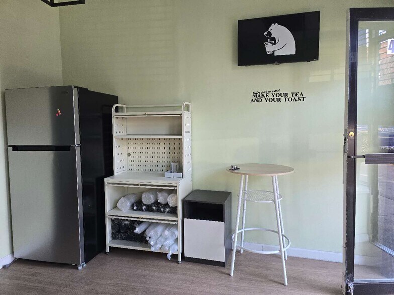 6902 Woodside Ave, Woodside, NY à louer - Photo de l’immeuble – Image 2 sur 8