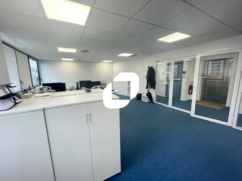26 Rue Marceau, Issy-les-Moulineaux à louer - Photo de l’immeuble – Image 3 sur 19