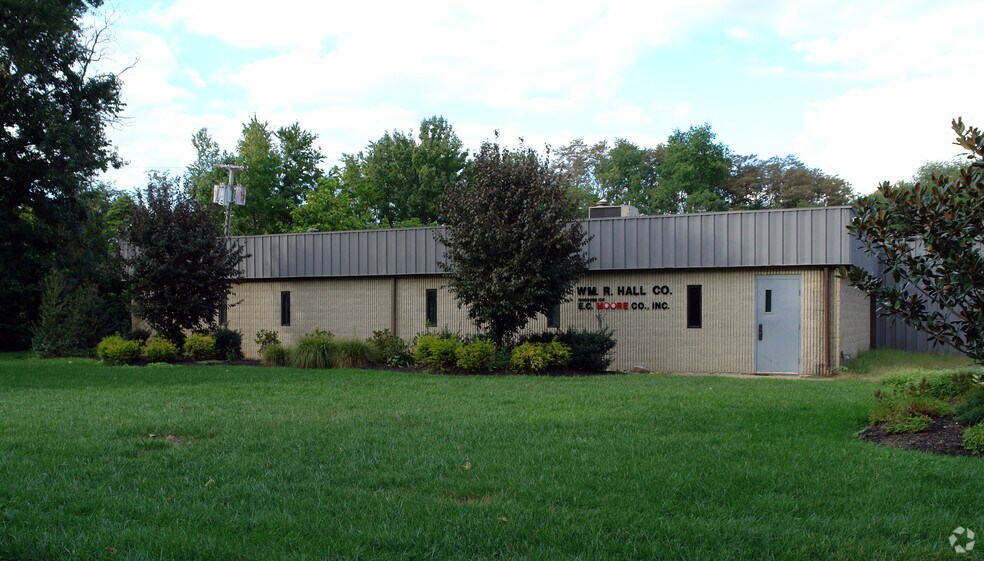 901 E Gibbsboro Rd, Lindenwold, NJ à vendre - Photo de l’immeuble – Image 1 sur 4