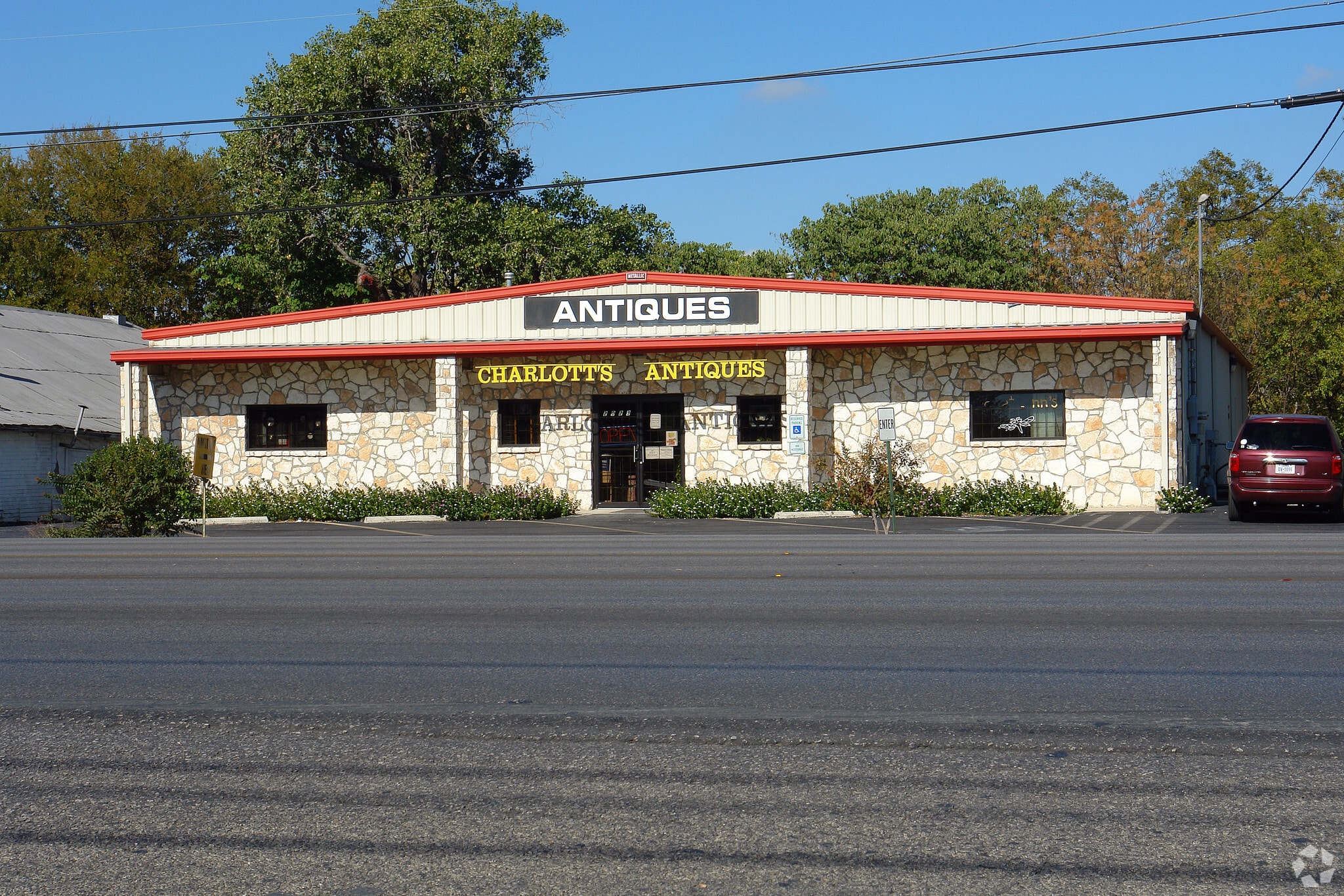 2023 Austin Hwy, San Antonio, TX à louer Photo principale– Image 1 sur 9