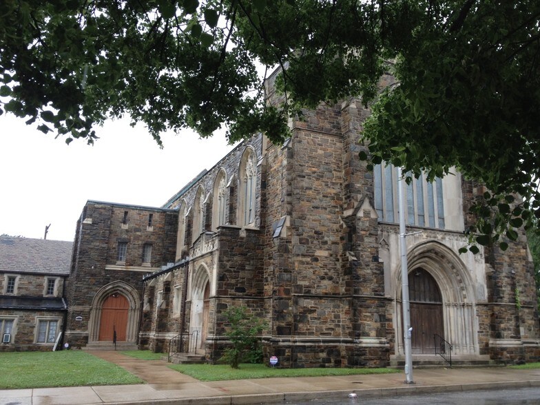 3400-3410 Garrison Blvd, Baltimore, MD à vendre - Photo principale – Image 1 sur 25