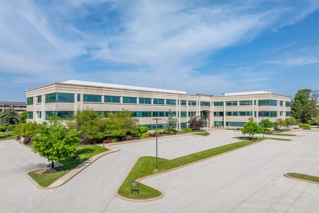 Plus de détails pour 2100 Renaissance Blvd, King Of Prussia, PA - Bureau/Médical à louer