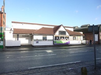 Plus de détails pour 46 Liverpool Rd, Manchester - Local commercial à louer