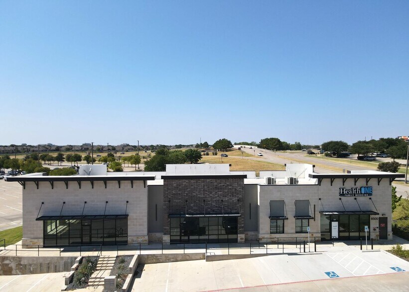 8500 Olympus Blvd, Irving, TX à louer - Photo de l’immeuble – Image 3 sur 3