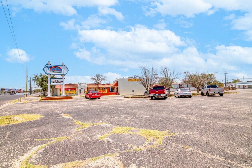 2411 W Wall St, Midland, TX à vendre - Photo de l’immeuble – Image 3 sur 14
