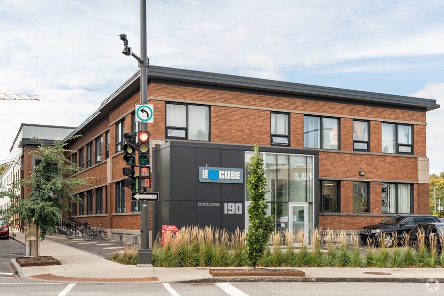 190 Rue Dorchester, Québec, QC à louer - Photo principale – Image 1 sur 3