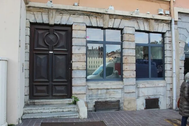 Plus de détails pour Bureau à louer