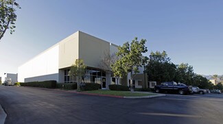Plus de détails pour 651 Barrington Ave, Ontario, CA - Industriel/Logistique à louer