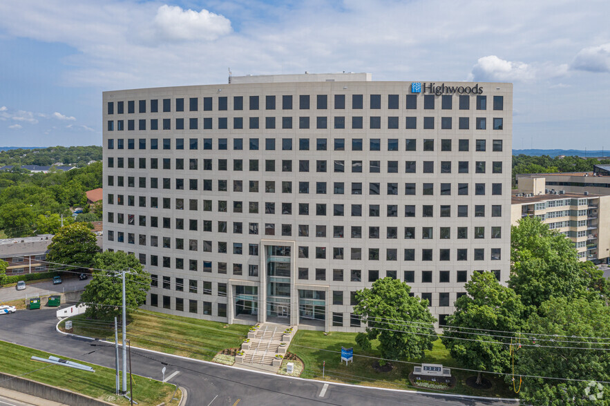 3322 West End Ave, Nashville, TN à louer - Photo de l’immeuble – Image 1 sur 5