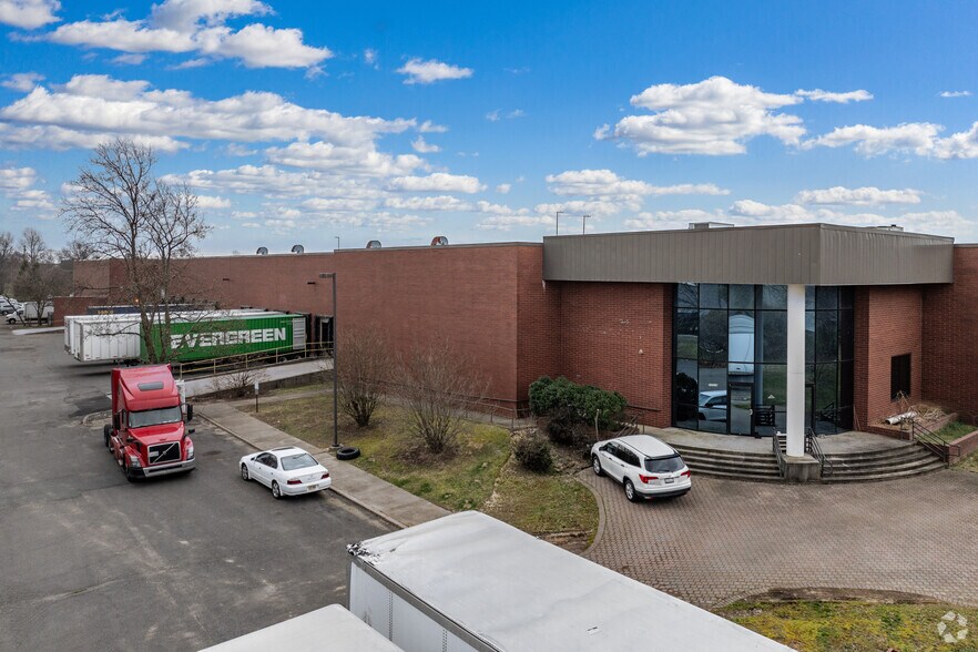 2559 Route 130, Cranbury, NJ à louer - Photo de l’immeuble – Image 3 sur 5