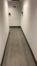 15720 Ventura Blvd, Encino, CA à louer - Vidéo sur l’annonce professionnelle